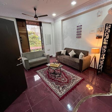 Budget Friendly 2Bhk Flat At Pali Hill Bandra Apartment Mumbai Exterior photo