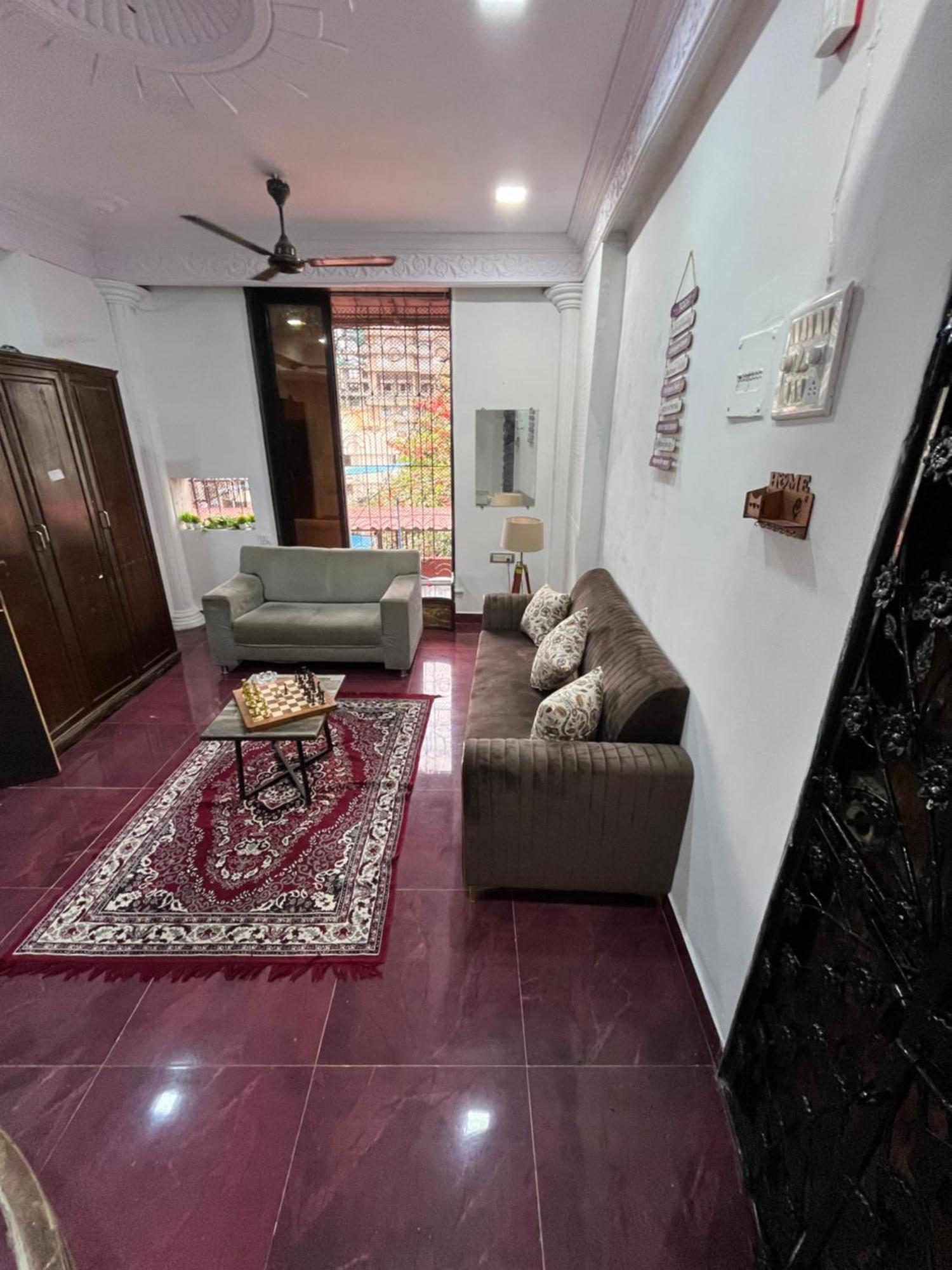 Budget Friendly 2Bhk Flat At Pali Hill Bandra Apartment Mumbai Exterior photo