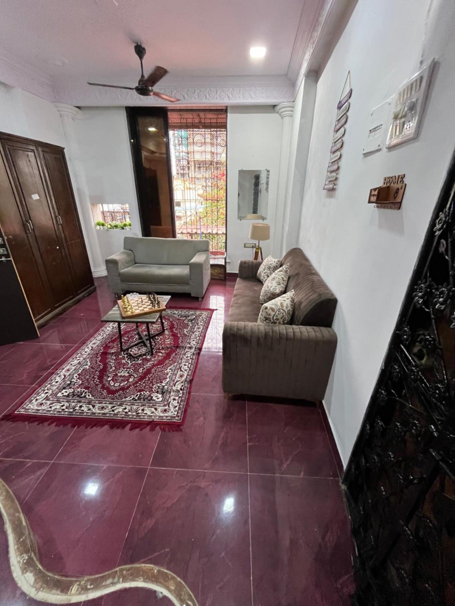 Budget Friendly 2Bhk Flat At Pali Hill Bandra Apartment Mumbai Exterior photo